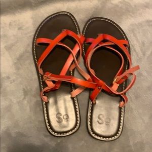 Super soft sandals!